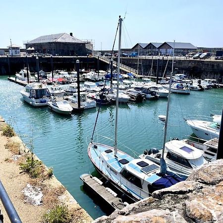 Luxury Porthcawl 1 Bedroom Apt, Prime Location المظهر الخارجي الصورة